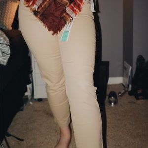 Old Navy Pixie Khakis
